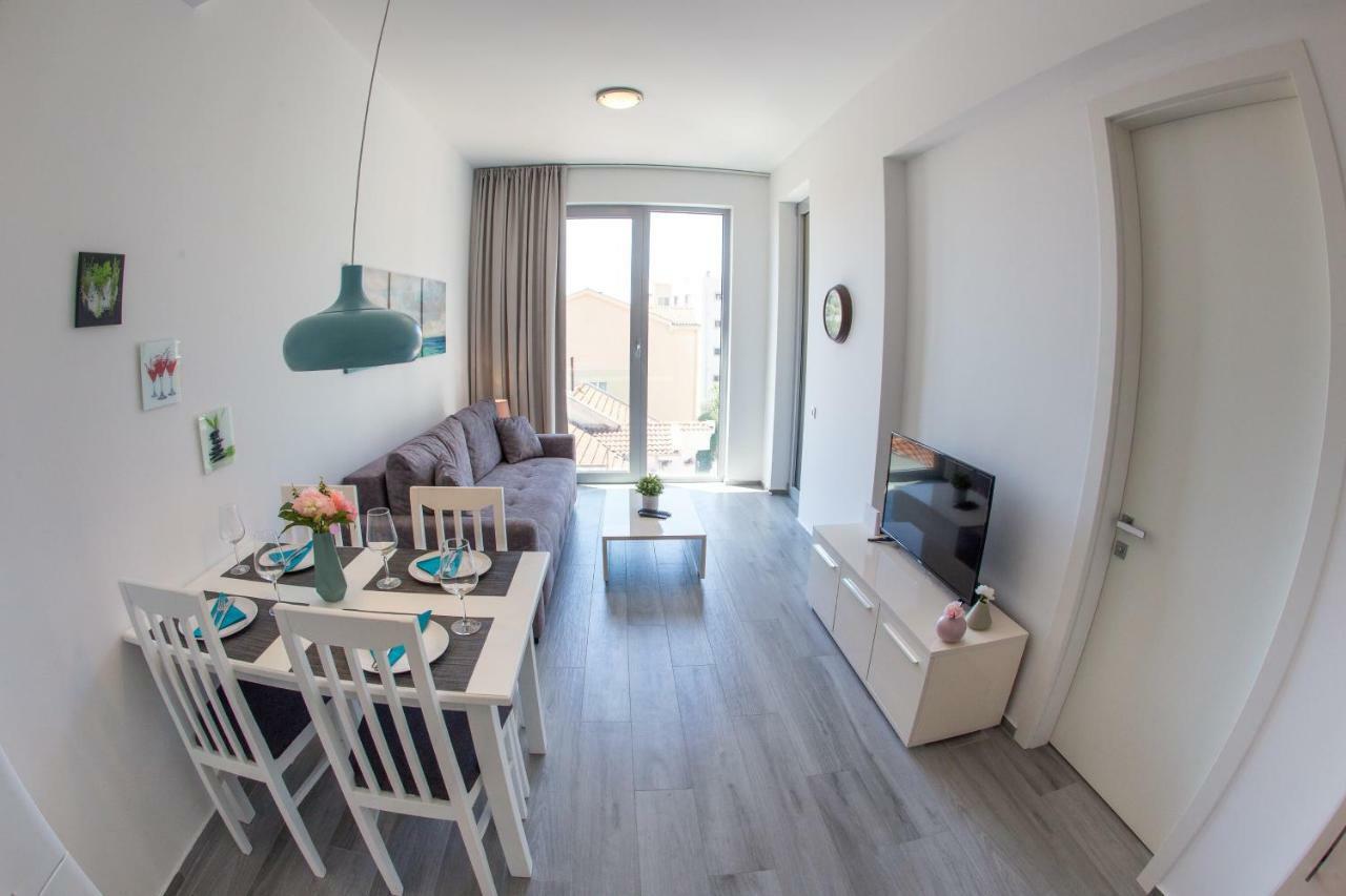 Apart Sky Residence With Sea View In Delmar บุดวา ภายนอก รูปภาพ